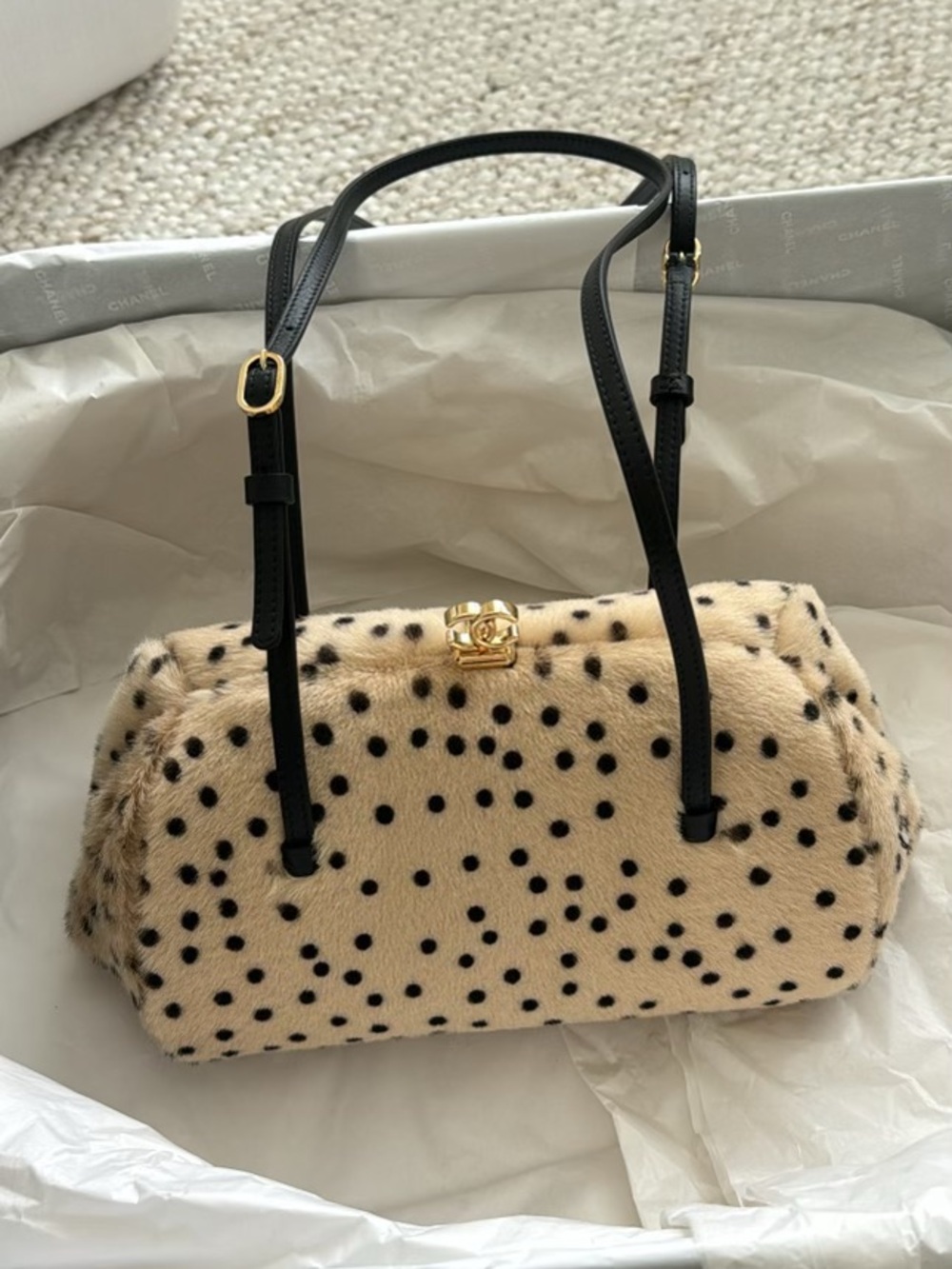 Chanel Métiers d’art limited bag!! Pony hair brand new - Picture 5 of 8
